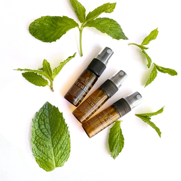 Organic Essential Oil Mask Spray - Picture 2 of 2